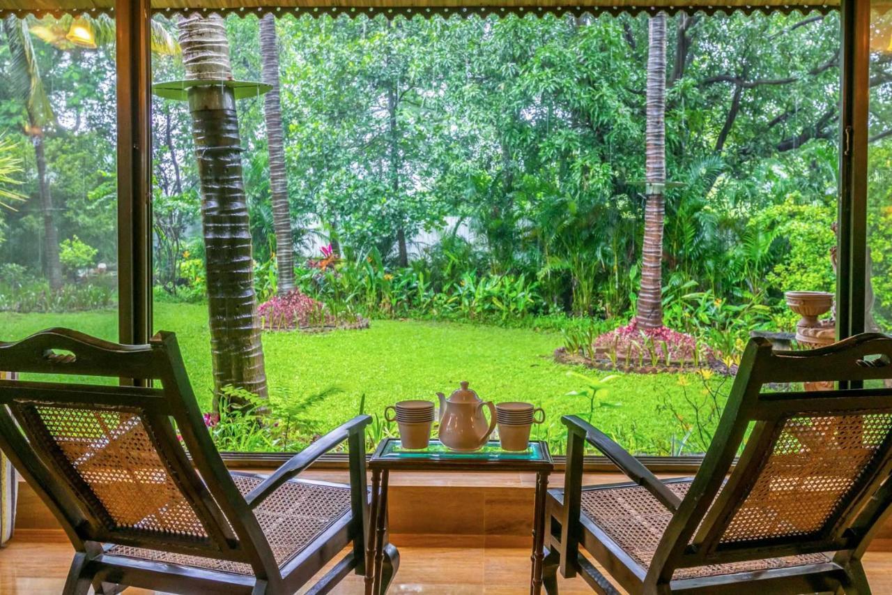 Stayvista'S Casa Palmera - Pet-Friendly Villa With Pool, Garden With Gazebo, And Indoor & Outdoor Games Alibag Bagian luar foto